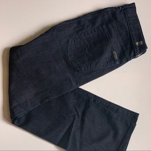 7 𝓯𝓸𝓻 𝓪𝓵𝓵 𝓶𝓪𝓷𝓴𝓲𝓷𝓭 | Slimmy jeans